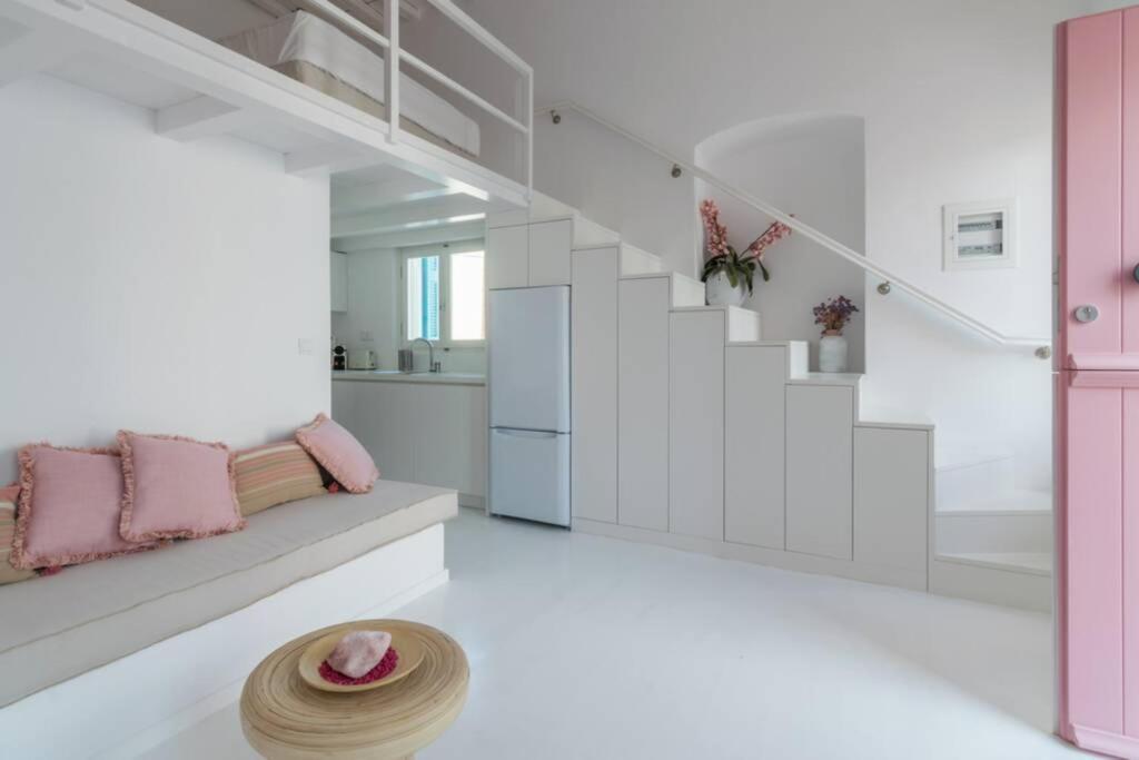 Stella's House